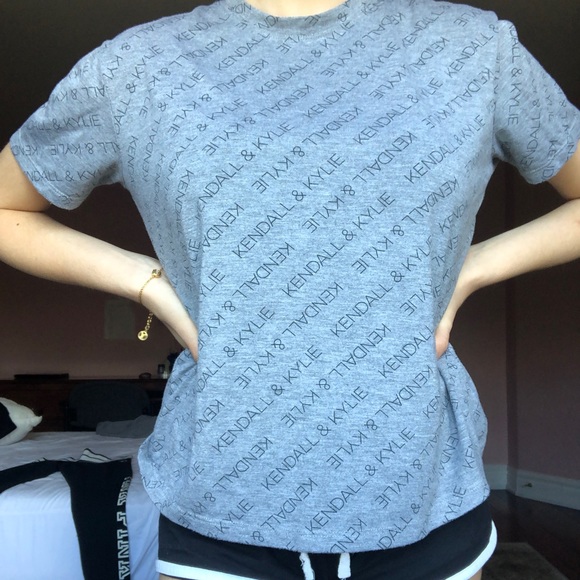 KENDALL+KYLIE grey t-shirt - Picture 3 of 4
